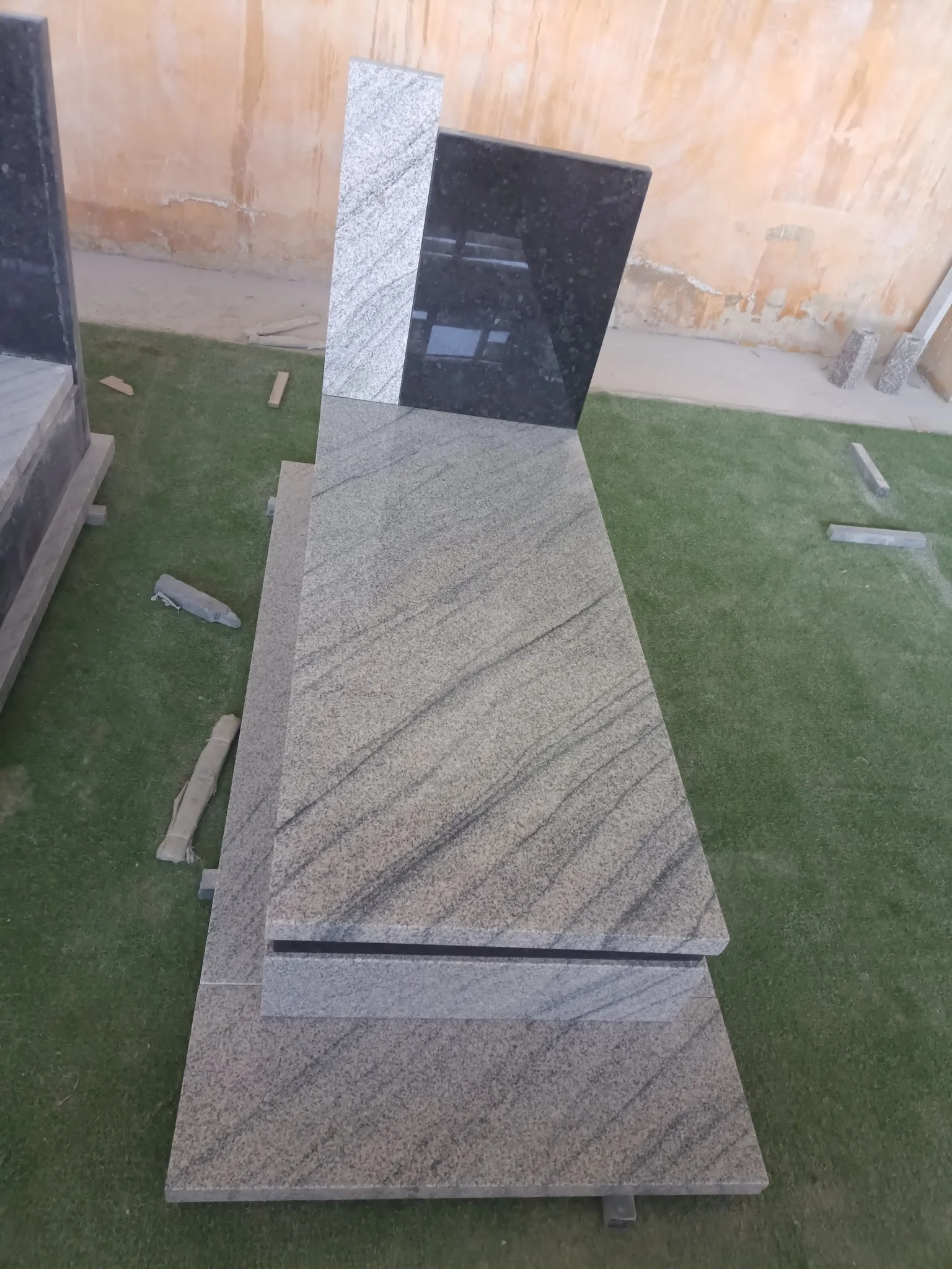 Viscont White Absolute Black Granite Tombstone Companion Granite Monument