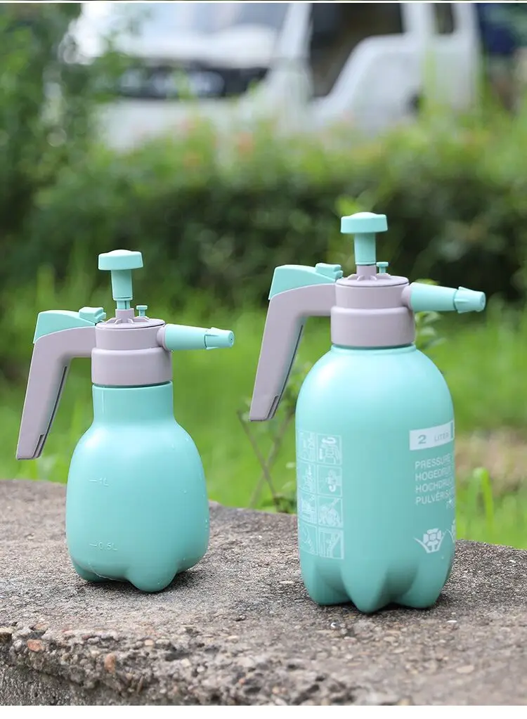 
Pressure sprayer for watering gardening 1L 2L 