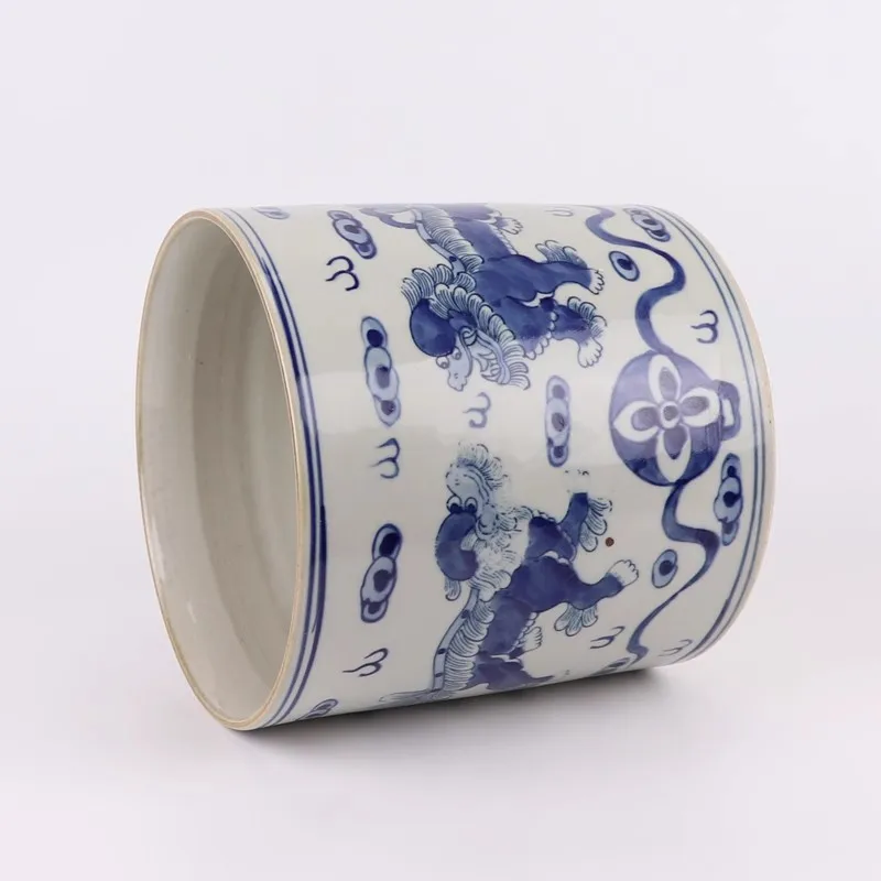Antique Jingdezhen Blue White Lion Pattern Ceramic Planter Pot Vase Hand Painted Traditional Floor Vase with Personal Tailoring