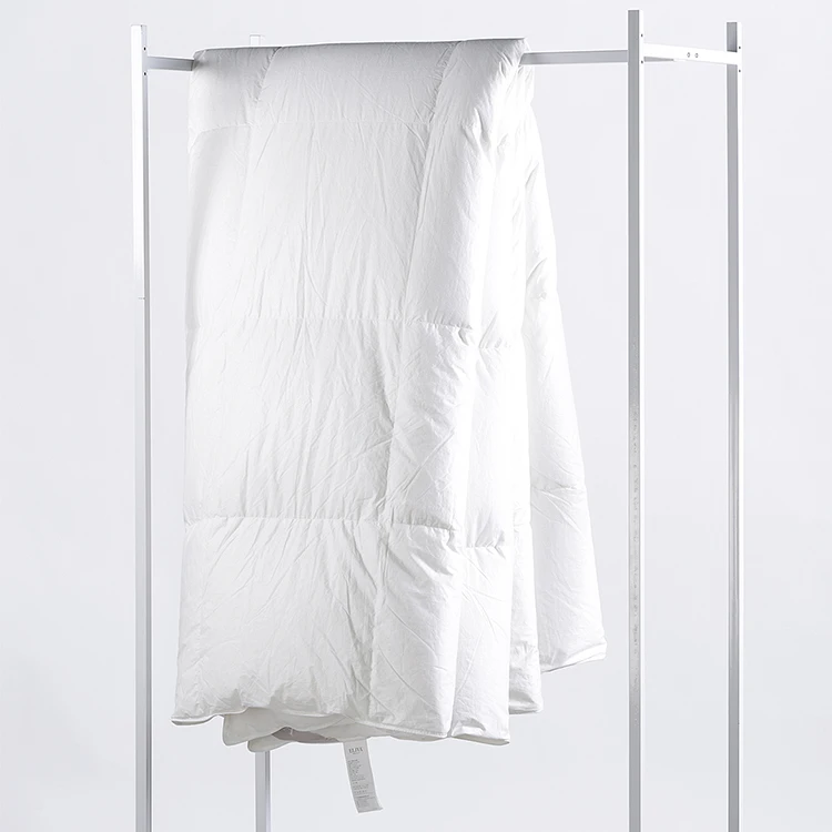 Top quality hotel goose feather down white comfort soft warm quilt and pillow set