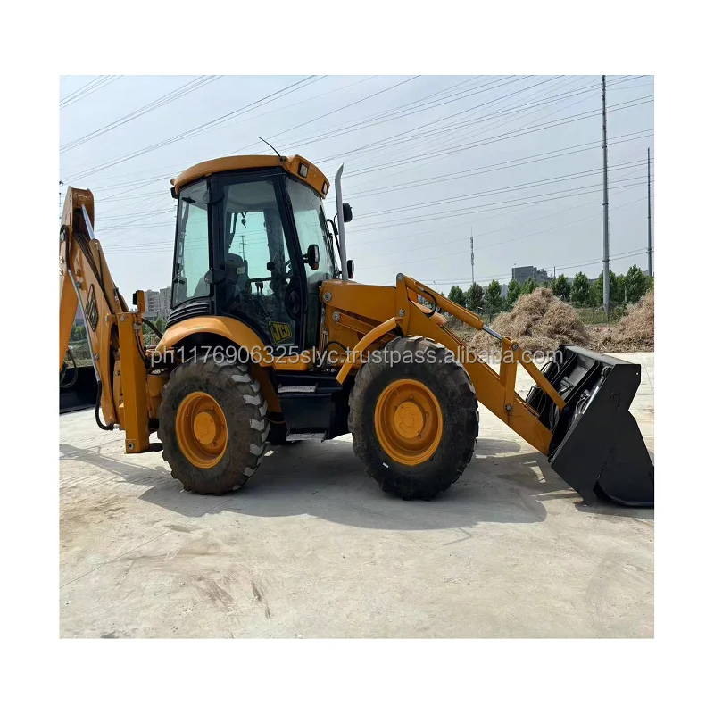 JCB 4CX (3)