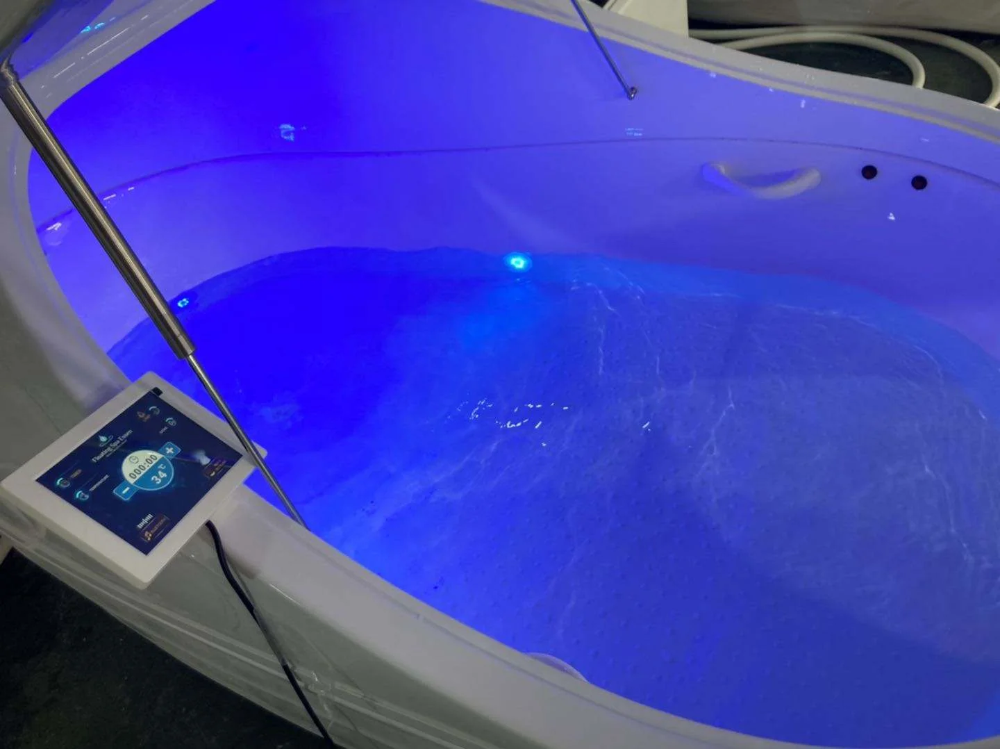 big blue factory espom salt zero gravity sensory deprivation isolation floating therapy healthy detox relax tank for personal