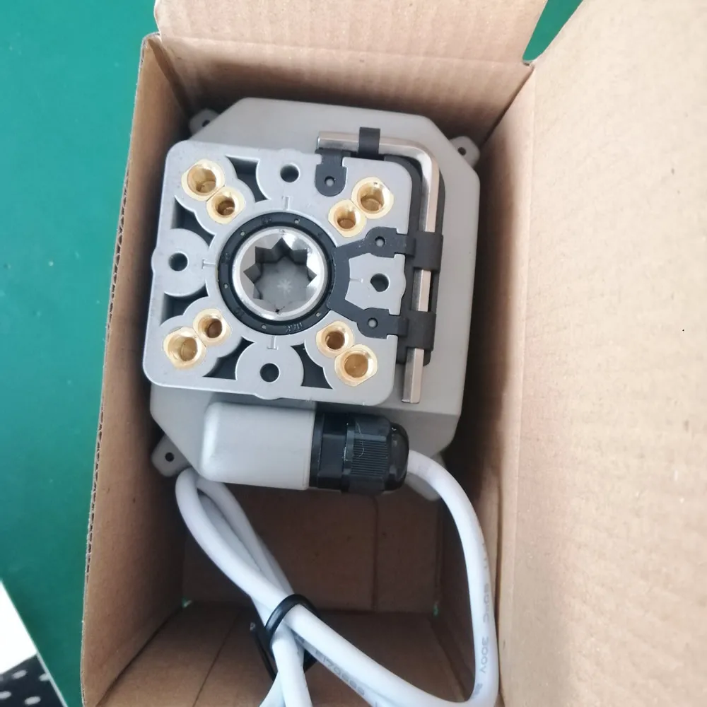 DC24V DN40/DN50 3-way double union UPVC electric ball valve