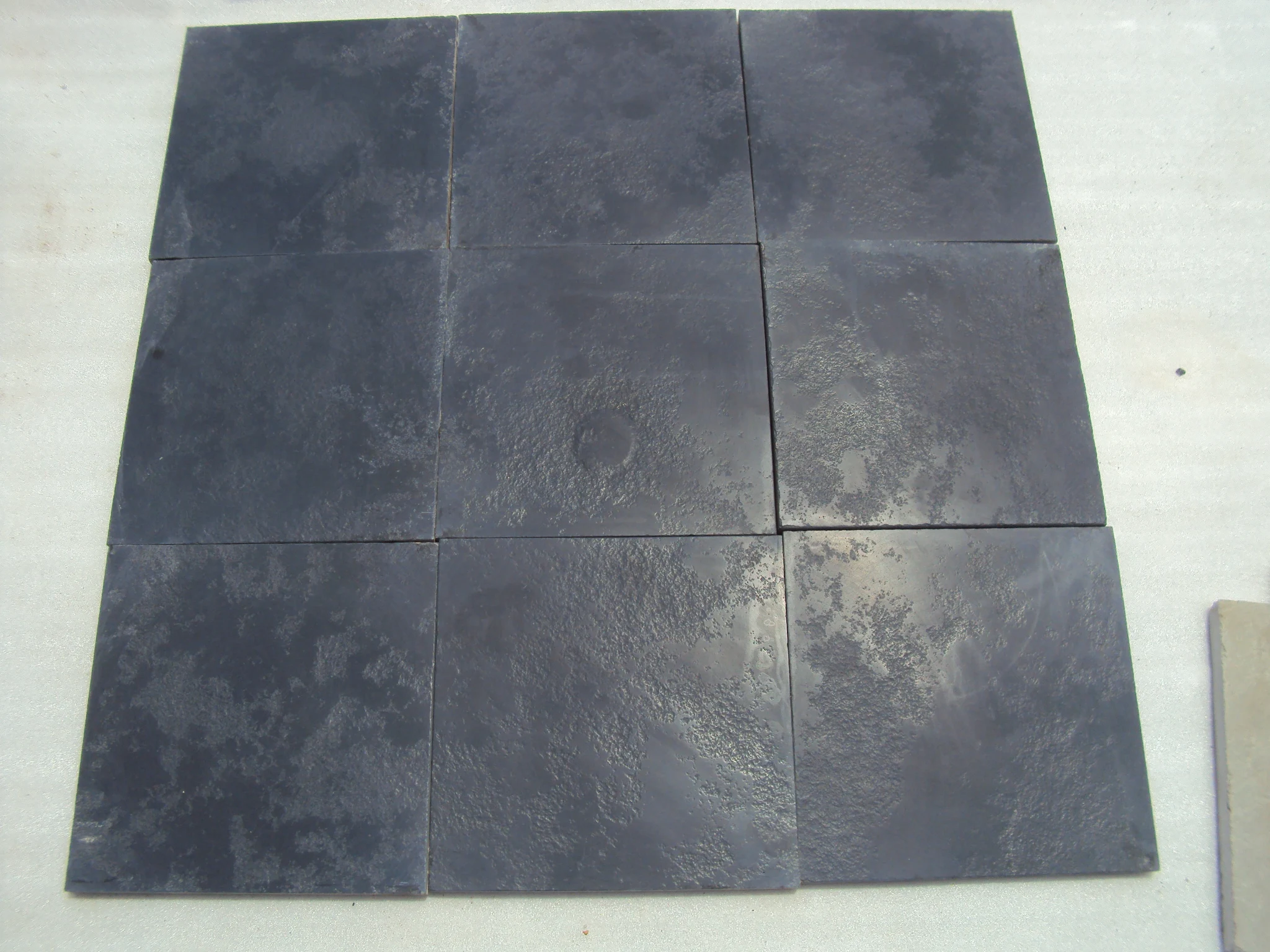 Lime Black MC Tumbled Limestone Calibrated Edges Honed Bottom Antique Finish Top Outdoor Kitchen Exteriors Wholesale Price