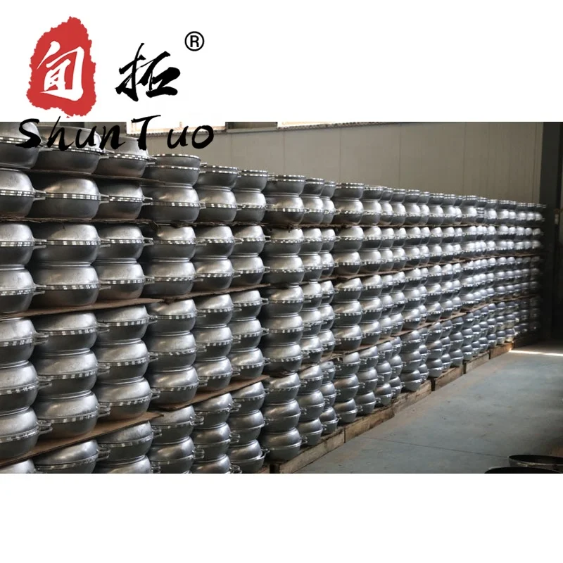 
Multipurpose wholesale colorful small enamel saucepan Spouts Easy Pour boiling ceramic milk pot with lid 