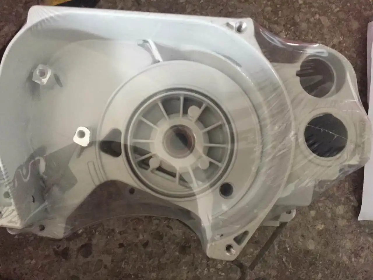 Chinese Wholesale Suppliers Super Power Dolmar Chain saw 070 Chainsaw Parts Crankcase