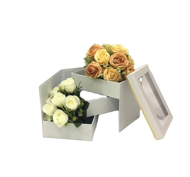 Spot rectangular three-layer rotating gift box PVC window transparent flower box with hand flowers gift box