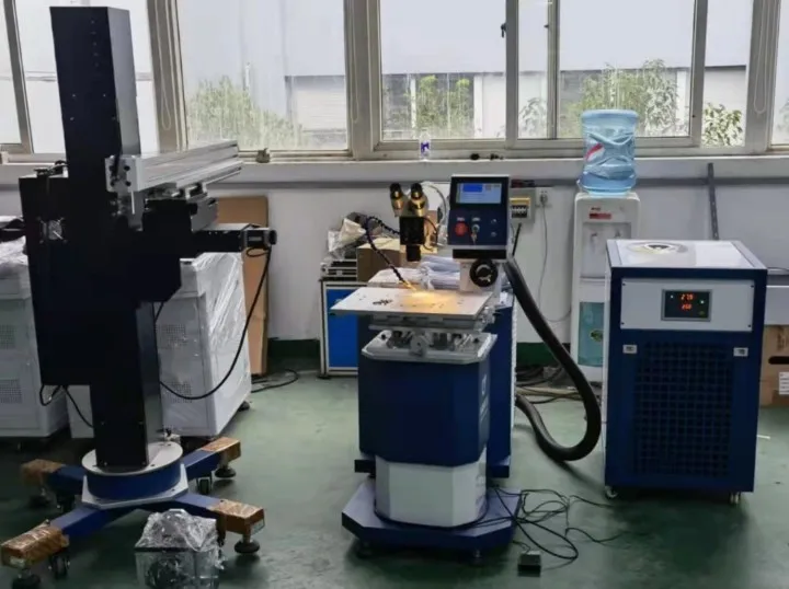 Laser Welding Machine Welding Rotator Provided CW-200W CN;LIA Famous Brand PLC Ordinary Product 980 Building Material Shops