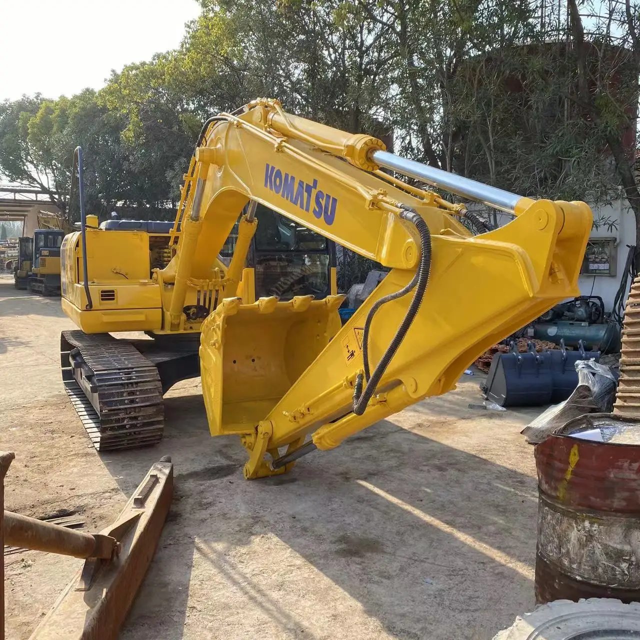 Nice condition excavator for sale  nice price KOMATSU PC130 used crawler excavators komatsu PC130