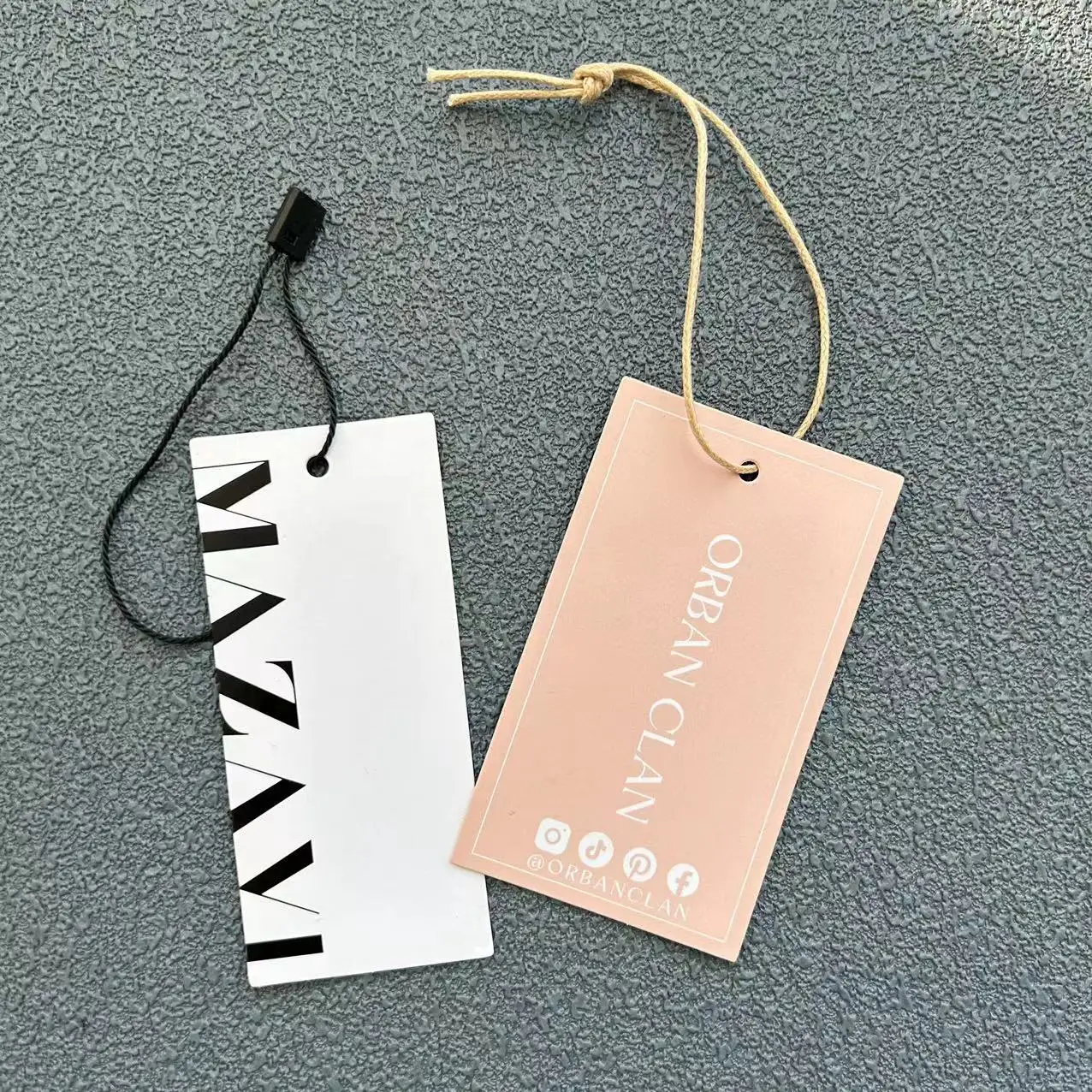 Cheap Custom Design Printing Name Logo Paper Garment Hangtag Labels Clothing Hang Tags with String
