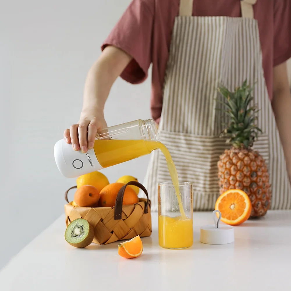 Top Selling 2022 electric rechargeable mango lemon orange juicer machine fresh juice portable electric my blenders bottle