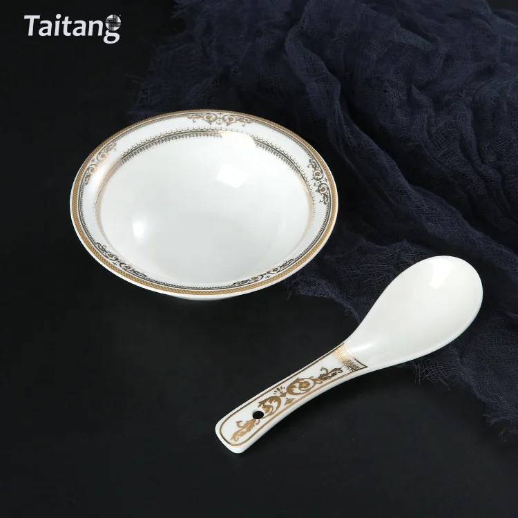 Restaurant Wedding Ceramic Gold Rim Fine Bone China Dinnerware Dinner Set With Embossed Gold Decal Dinnerware