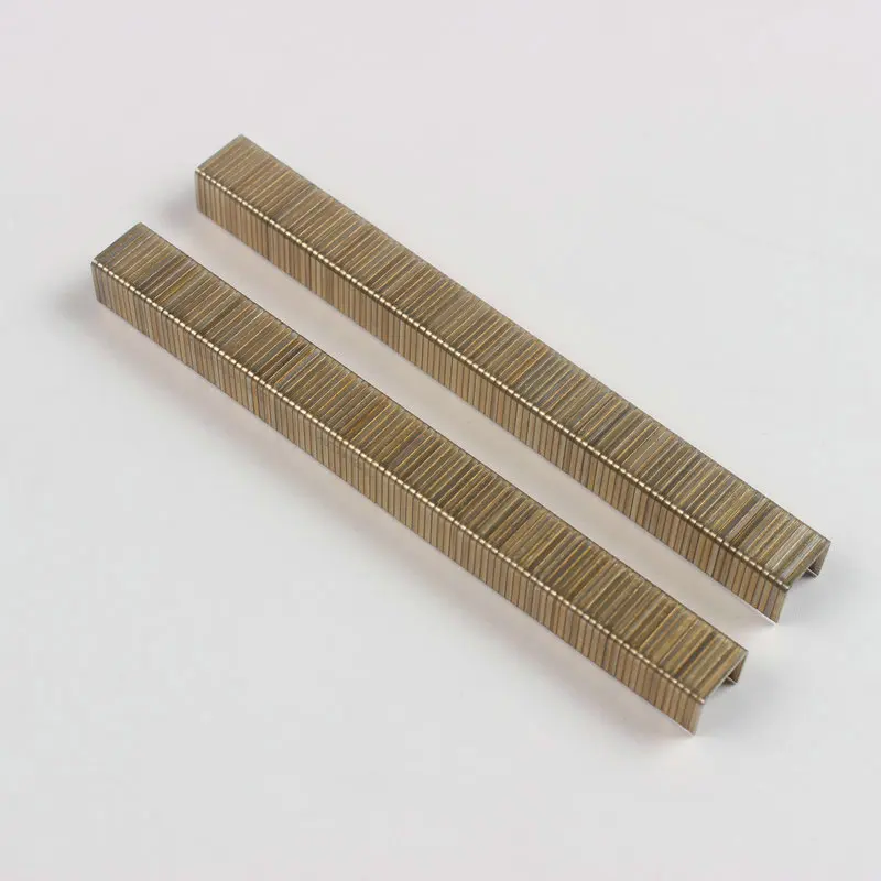 Facoty wholesale  20Ga galvanized Sofa staples 1010J in golden color