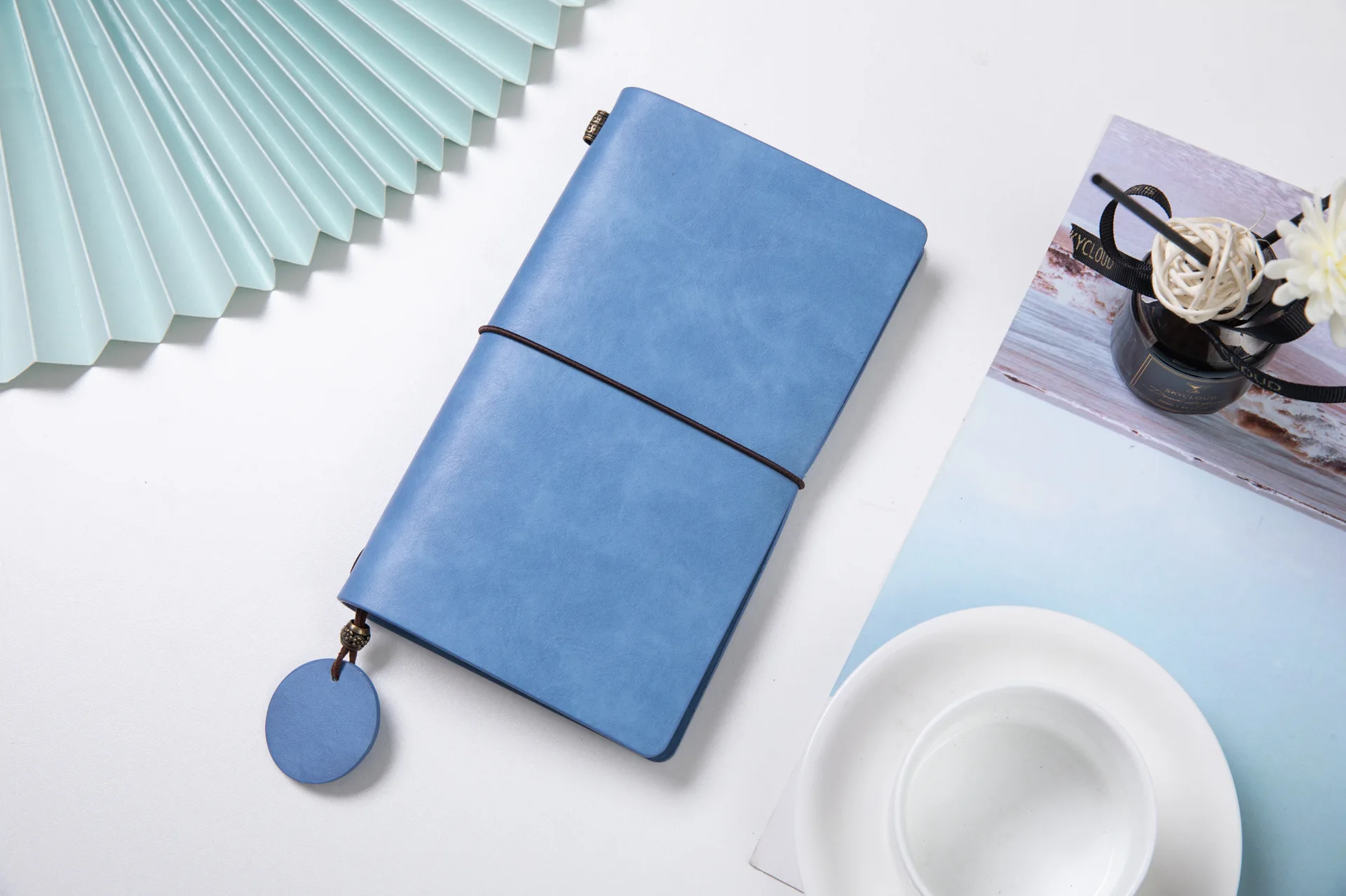Factory Supplier 4 Pcs Set Journal Notebooks Customizable Leather Promotional Executive Pens Luxury Vip Notebook Gift Set