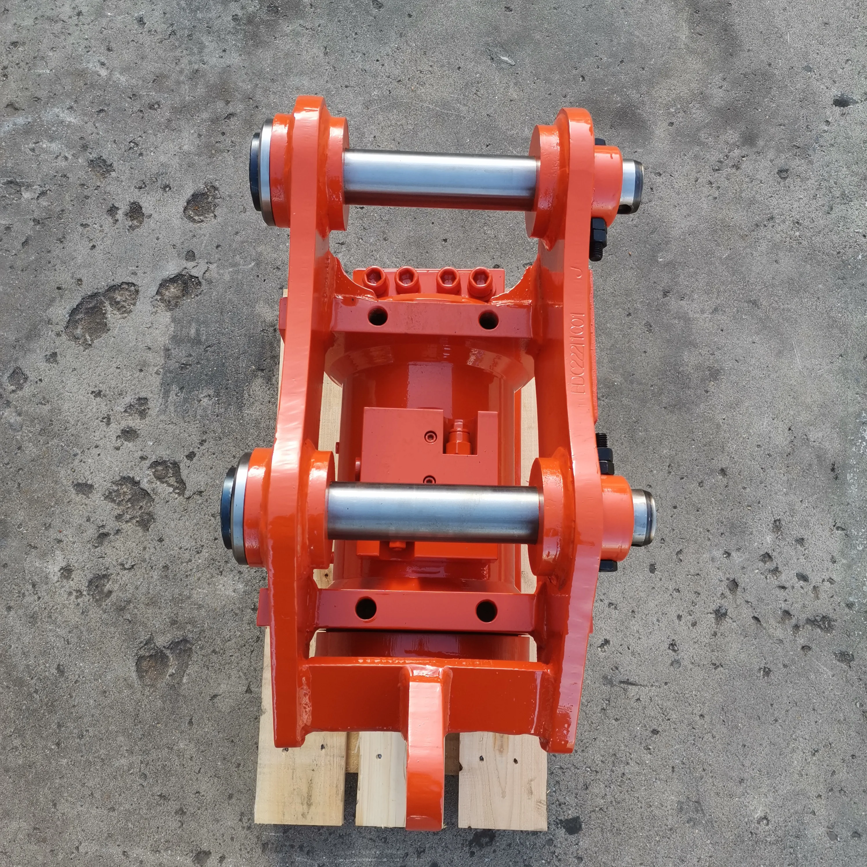 Excavator Hydraulic Double Locking Attache Rapide Coupler Tilting Rotator Hitch for Sale