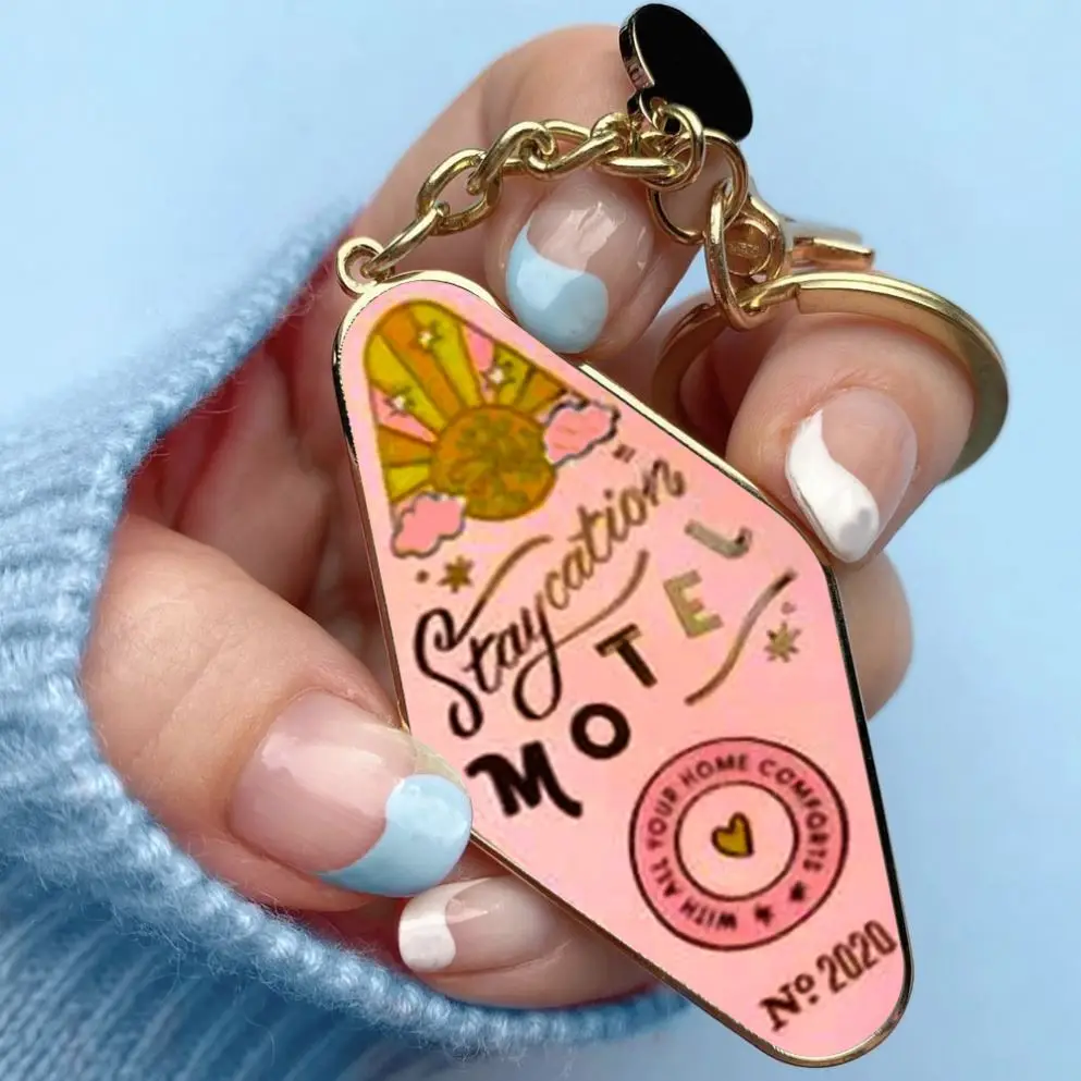 Custom key tag room hotel key chain blank logo printing metal zinc alloy retro motel Keychains key holder