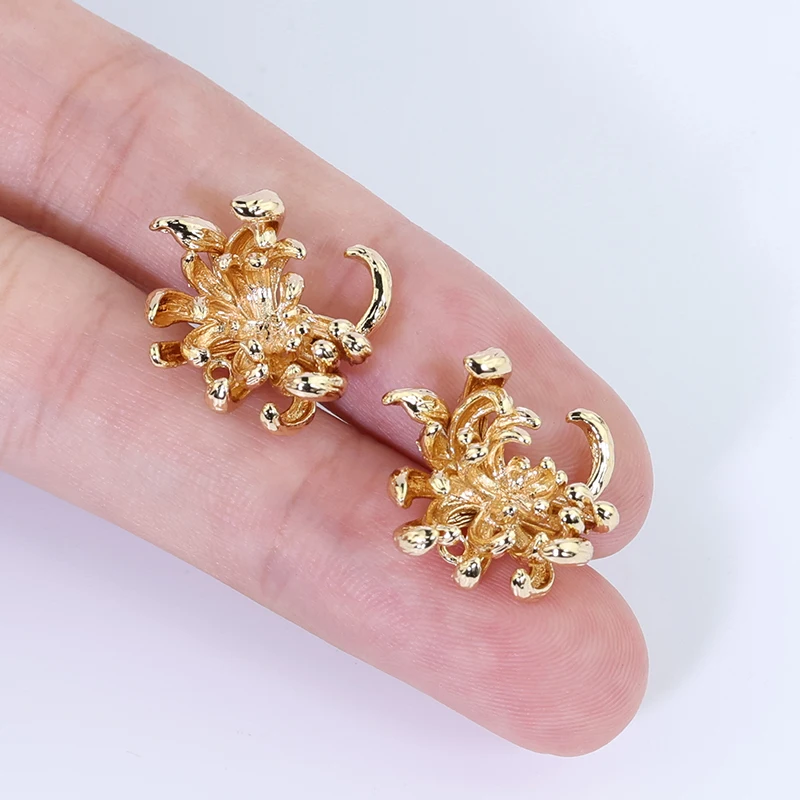 New Trending Women Necklace Earrings Accessories Golden Leaf Copper Pendant for Jewelry Making