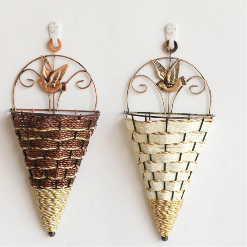 Vase Flower Basket Triangle Wall Hanging Iron Rattan Flower Vase Decoration Hanging Flower Basket