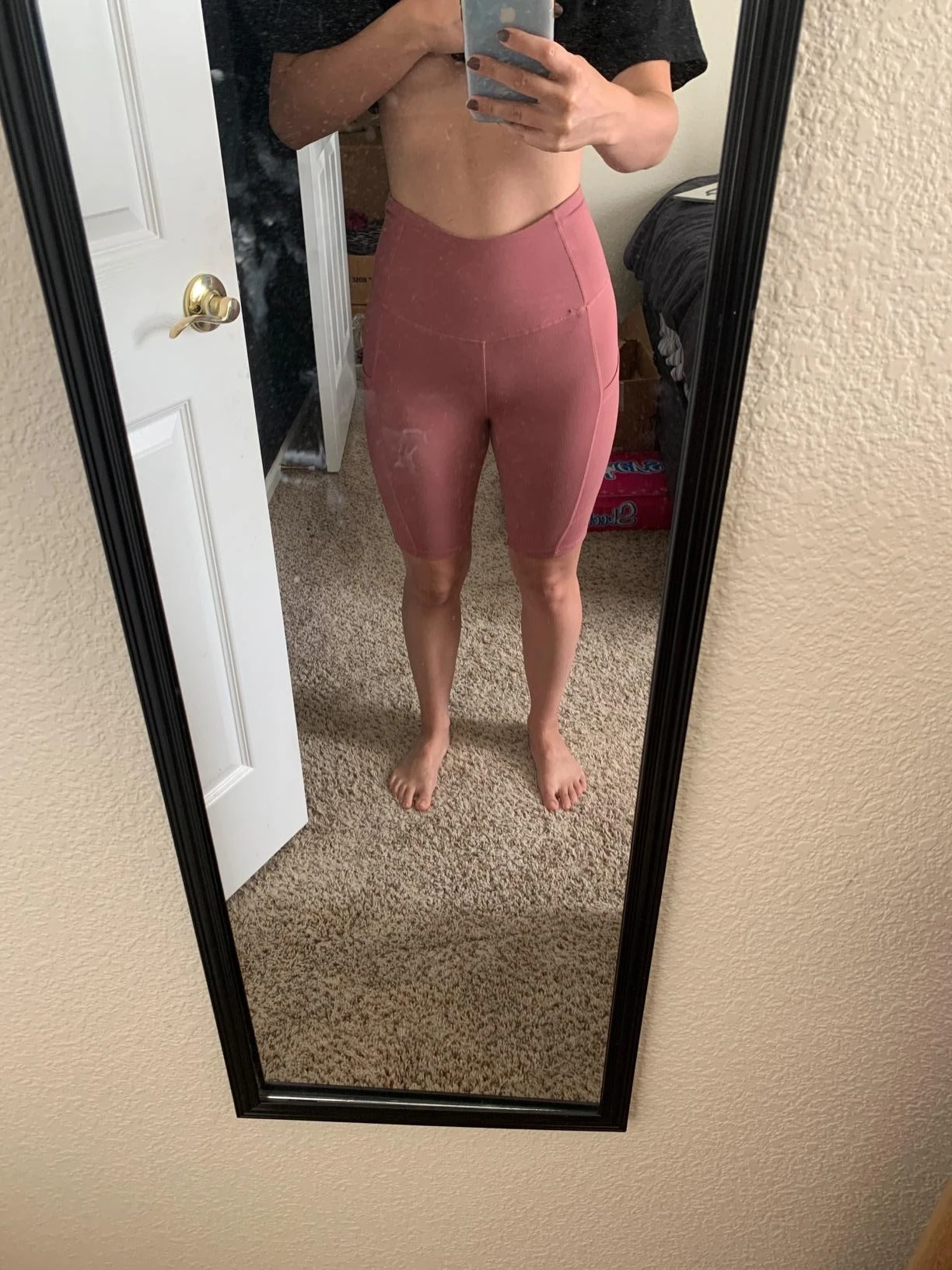 Спортивные шорты для занятий йогой