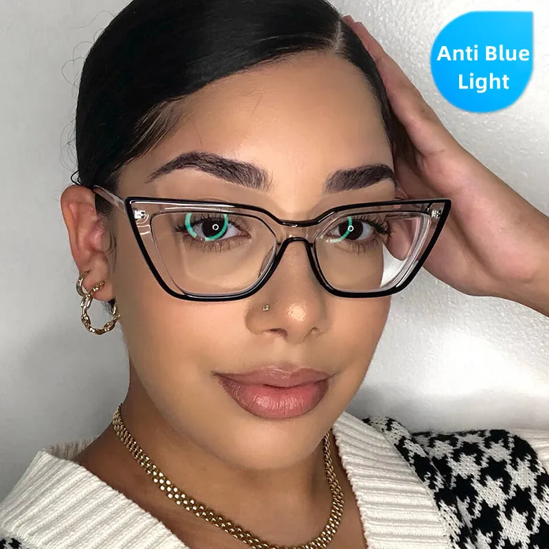 Triangle cat eye retro transparent anti blue light level mirror European and American fluorescent needle optical eyewear