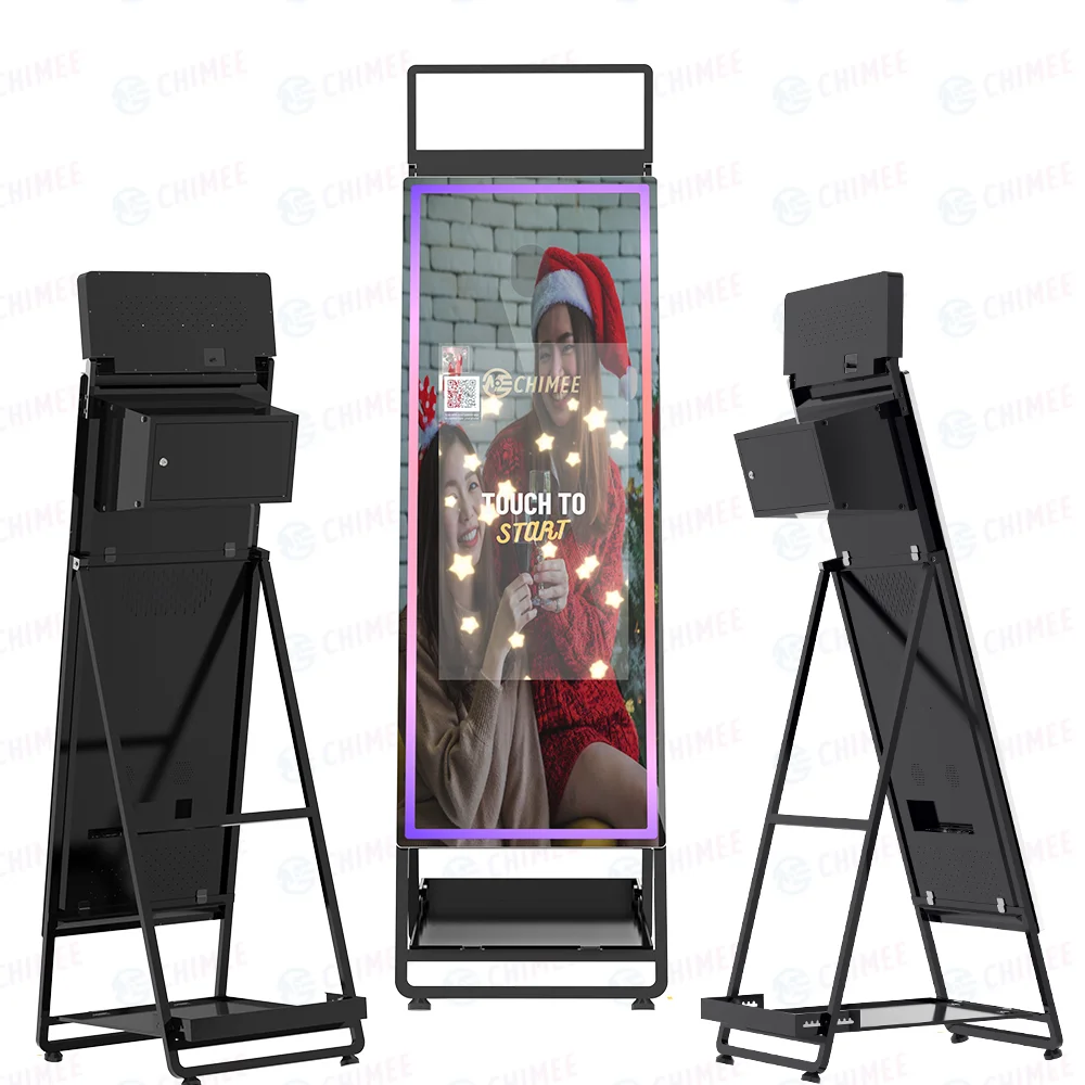 HD Mirror Photobooth selfie machine mirror 32 inch LCD touch screen built in mini pc photo booth shell with flight case