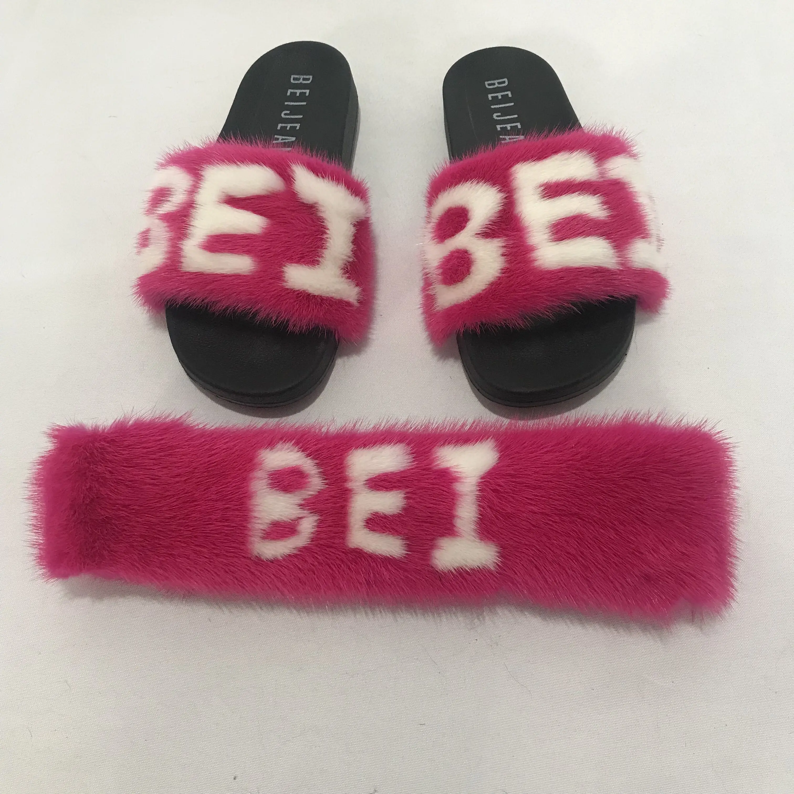 
Wholesale New Custom Logo Fashionable Mink Fur Slippers For Outdoor 