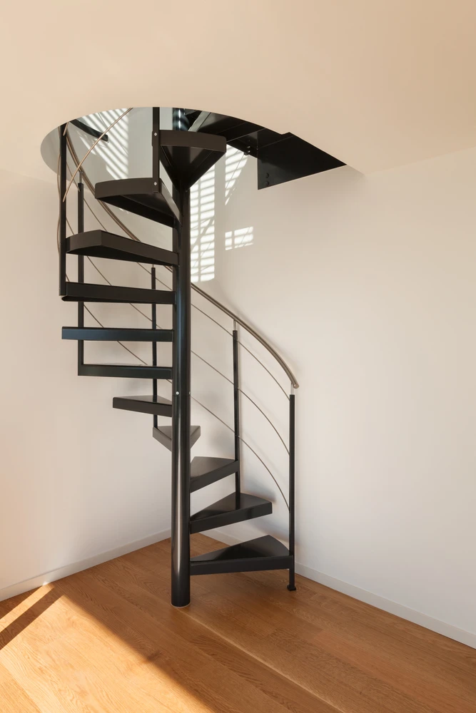 Orient New  Design Indoor Galvanized with Coating Modern Style Hotel Use Outdoor Steel Structure  Metal Spiral Staircase