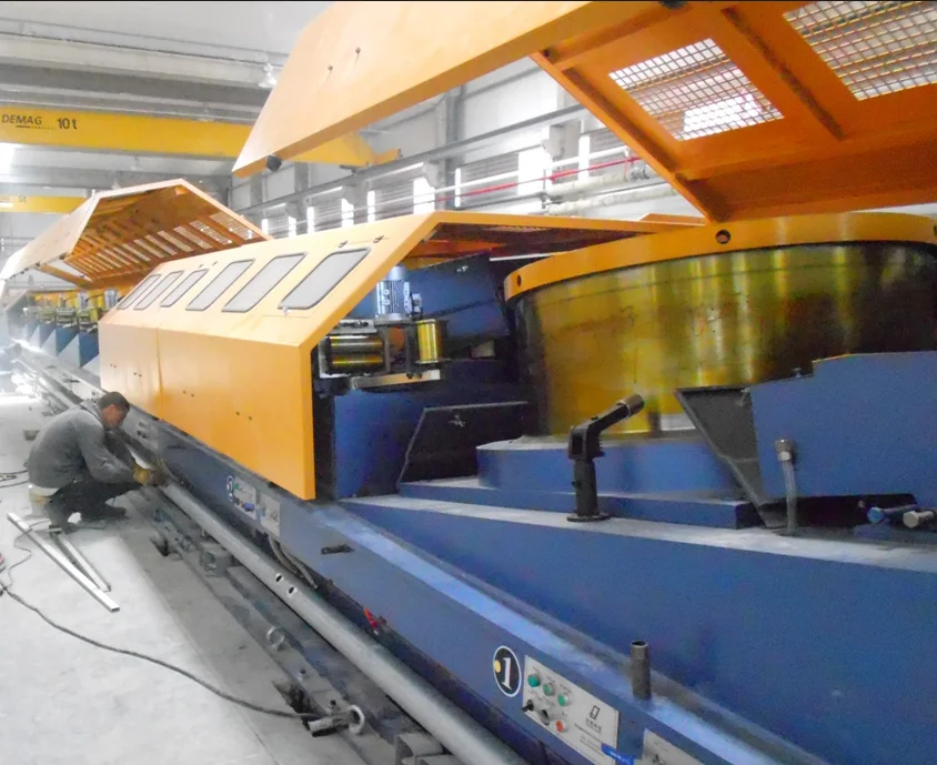 
Automatic drawing machine for steel wire 
