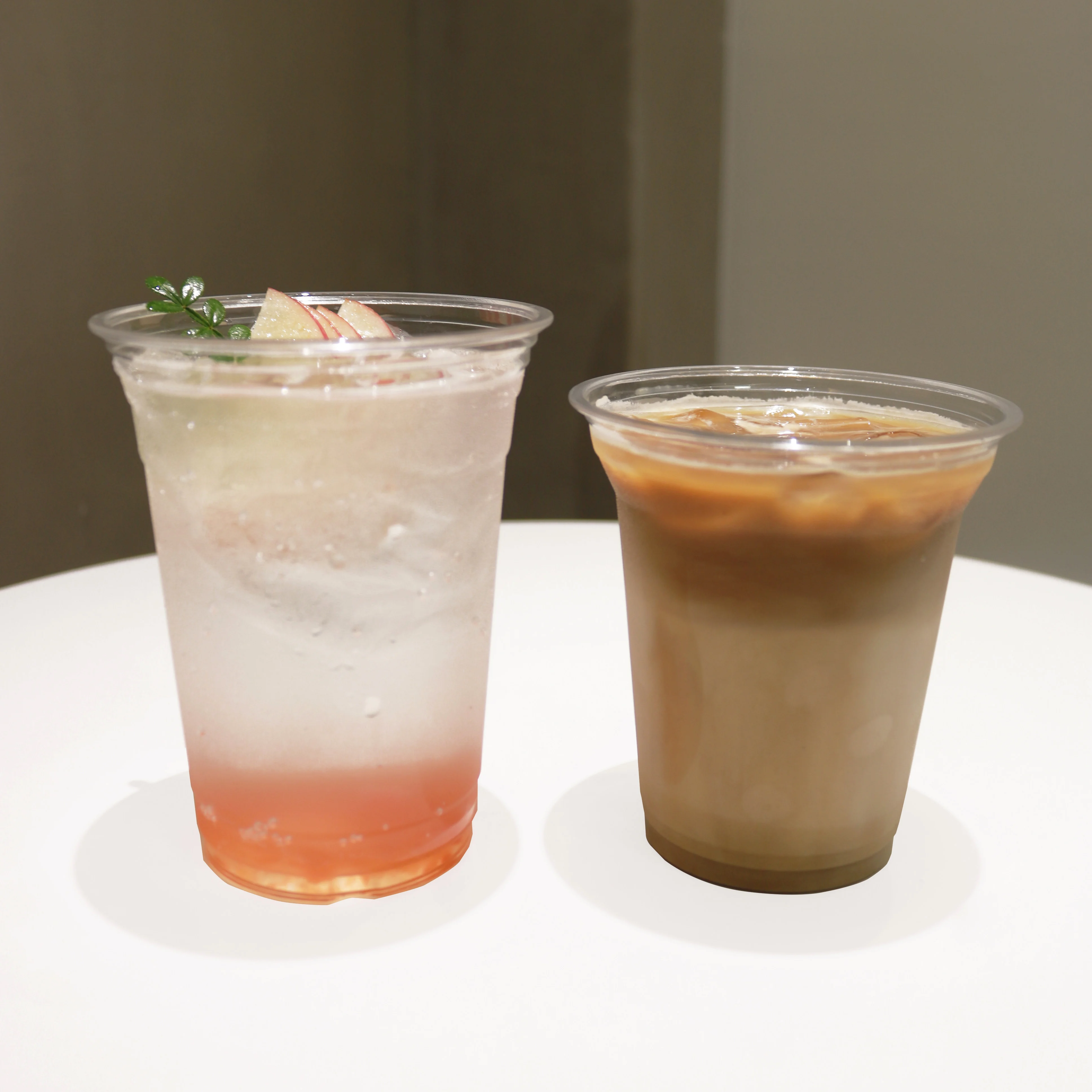 factory yogurt wholesale 18 oz plastic reusable plastic cup with lids and straw