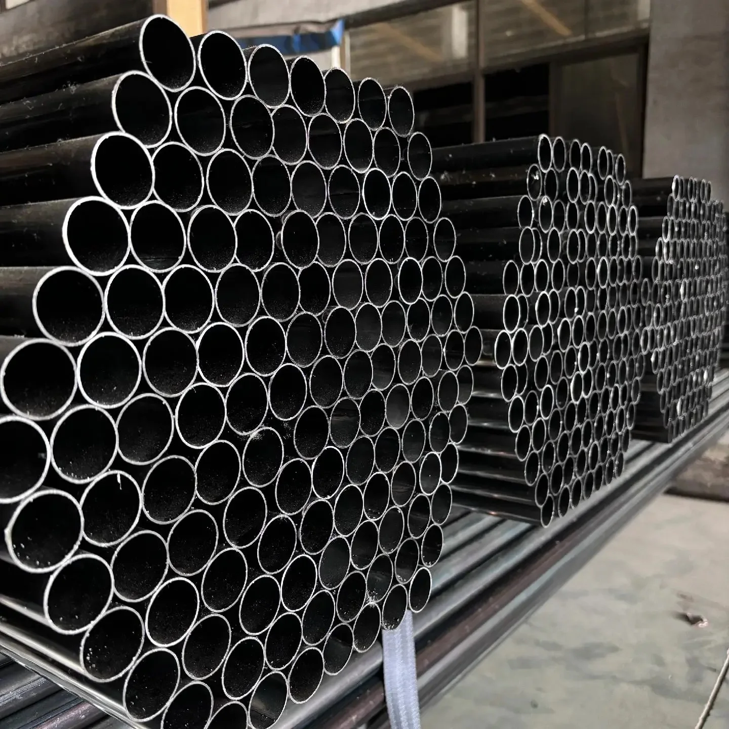 A335 P11 P12 28 Inch Large Diameter 8 Inch Seamless Steel Pipe Price