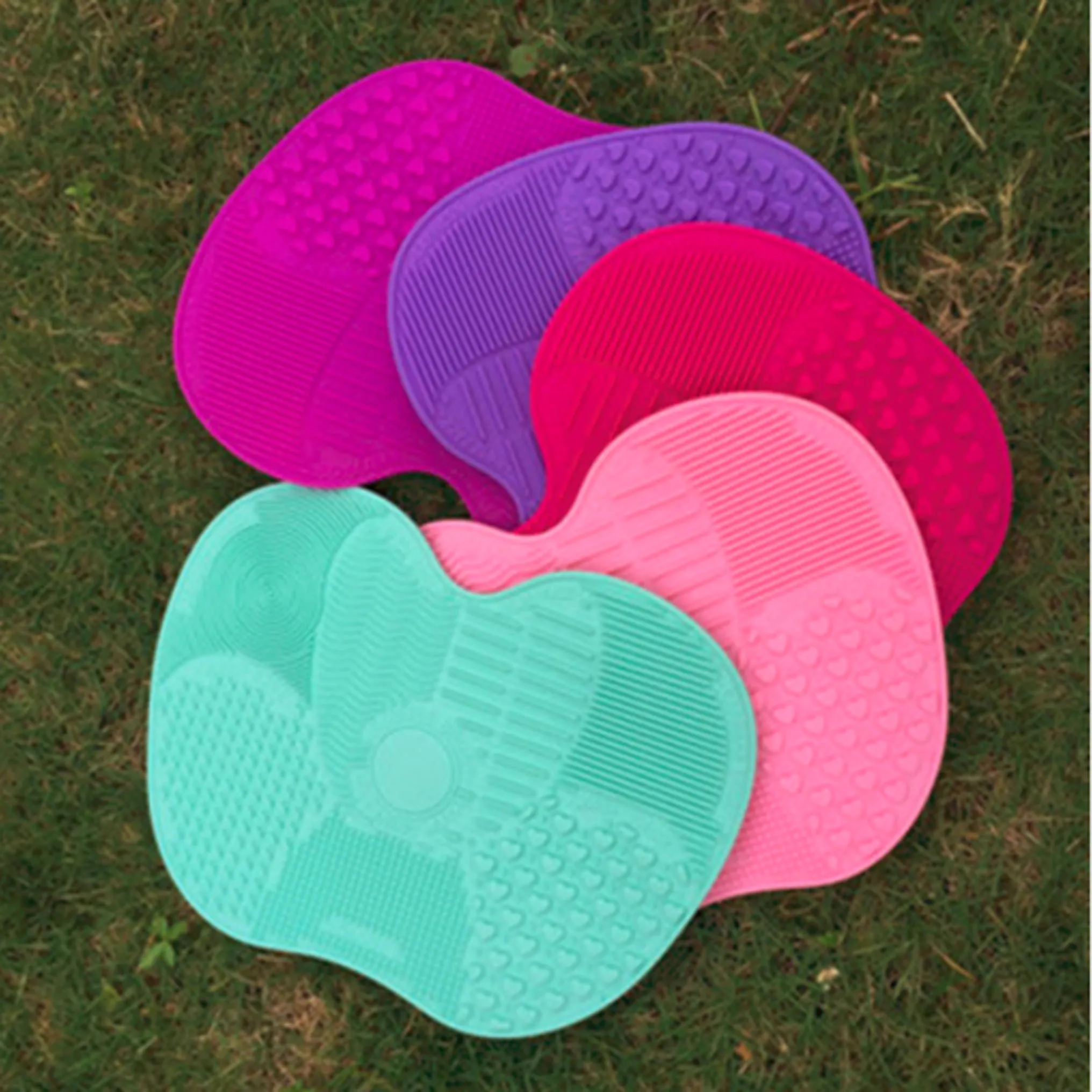 Low Moq Makeup Brush Cleaning Mat Silicone make up brush cleaning tools face wash pad makeup brushes cleaner