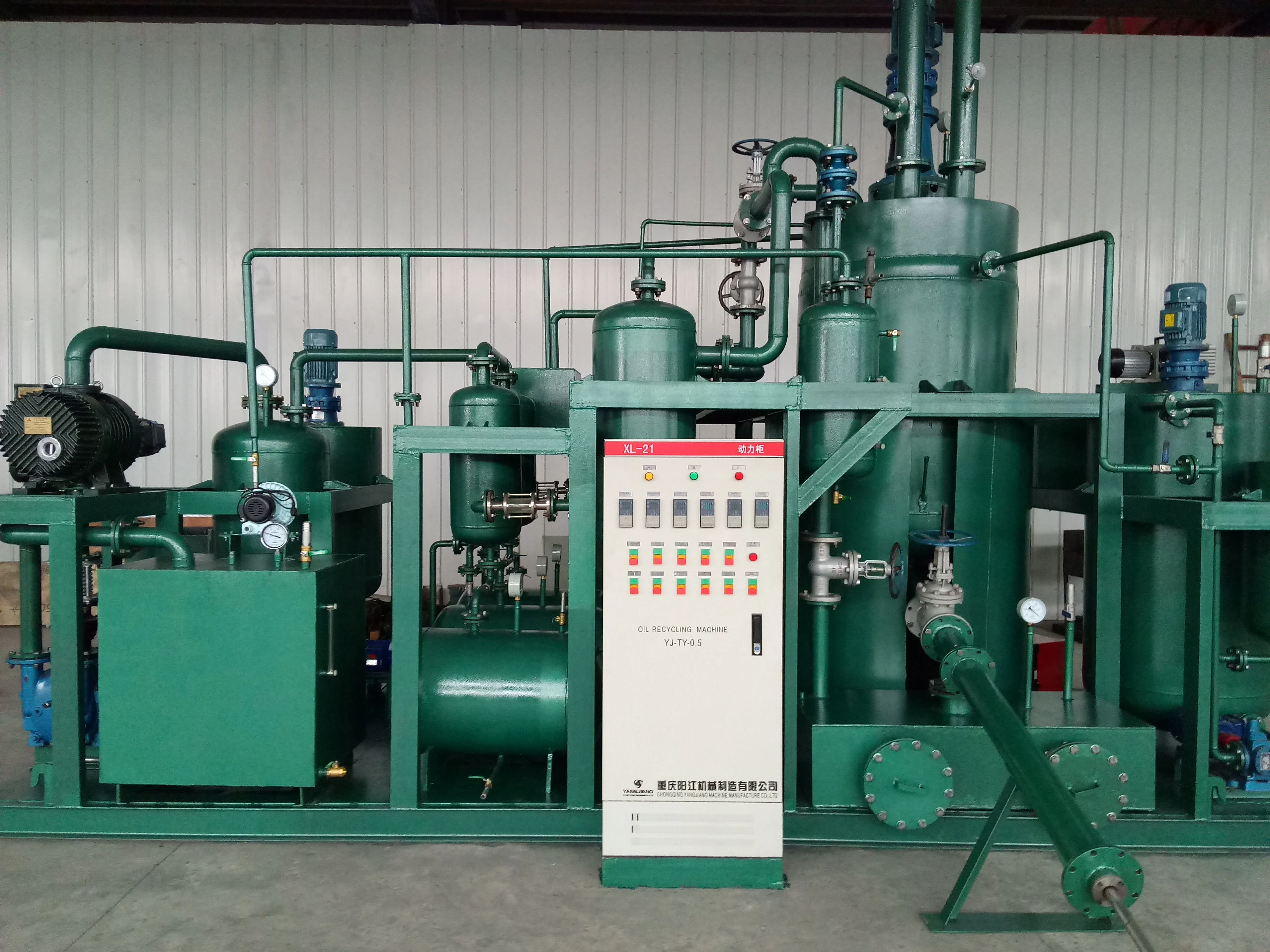 Equipment for distillation of waste oil into diesel fuel