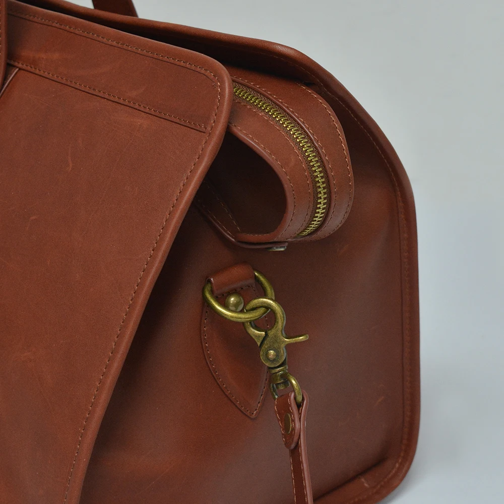 High quality handmade custom Chestnut Genuine Leather Travel Bag Classic duffle bag