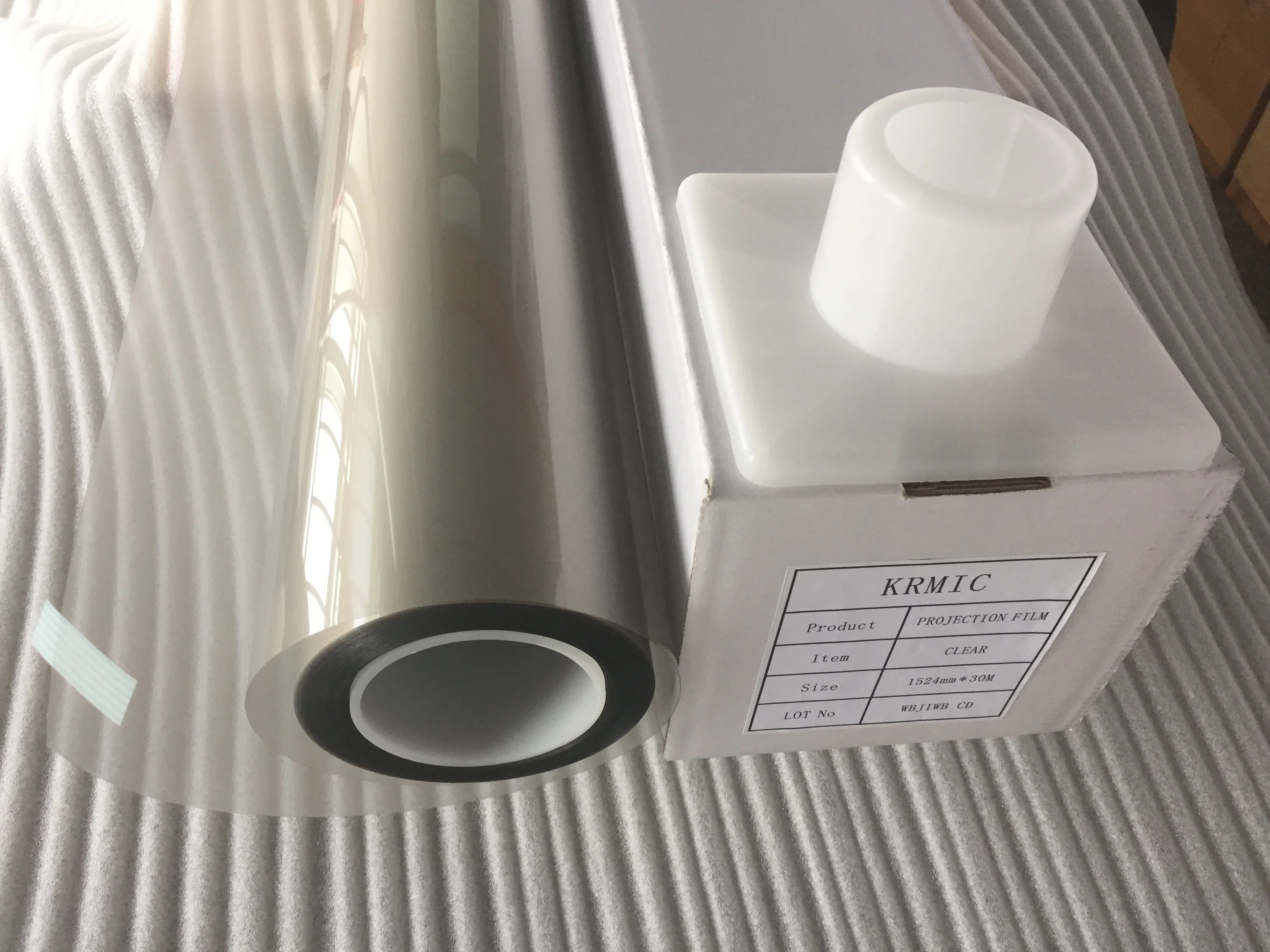 Rear type 85% super transparent self-adhesive holographic projection film is used in glass Windows