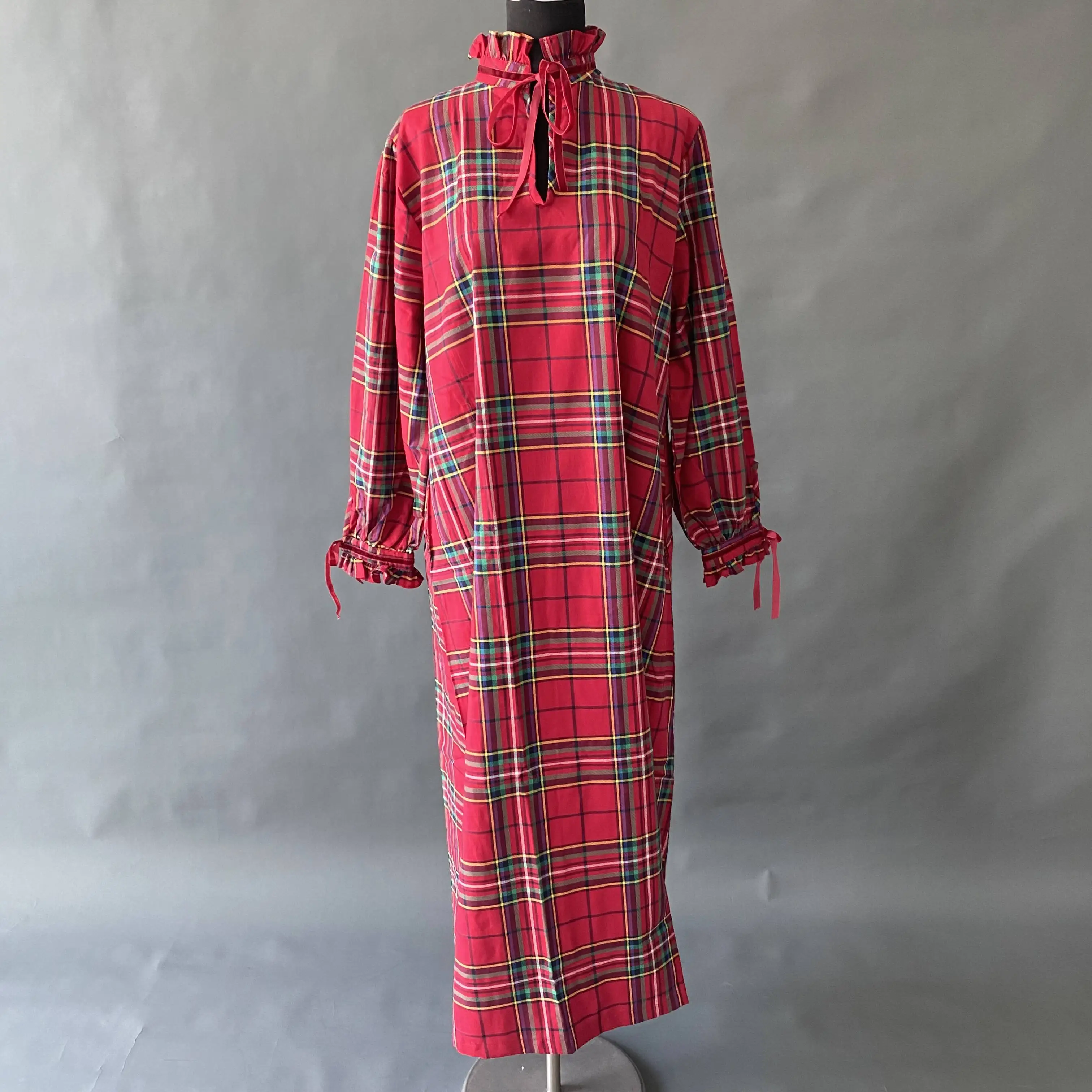 High Quality  Home Homewear Sleep Pajama for Women long Sleeves Geneva Nightgown Plaid Flannel