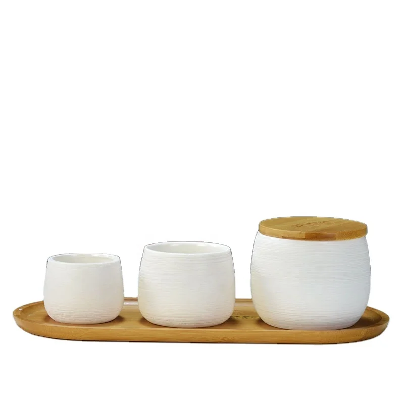 
Wholesales Customized Home Decoration White Ceramic Candle Jar with wooden lids For Votive Candle 