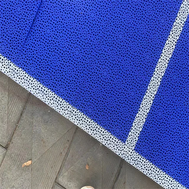 Multifunction anti-slip modular basketball/tennis/badminton court interlocking outdoor sports flooring plastic tiles