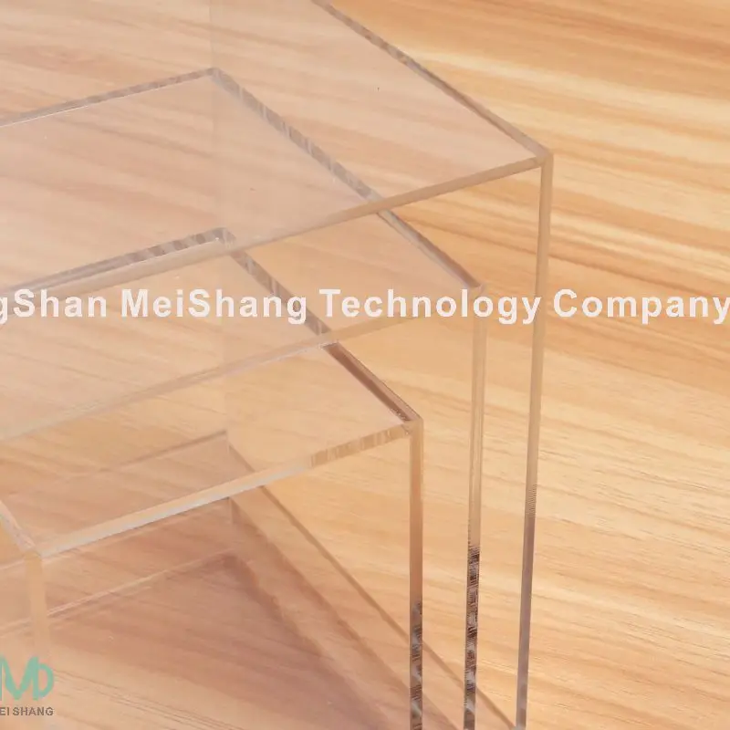 Custom Acrylic Card And Game Cartoon Display Of Box With Magnet Closure Perspex Case