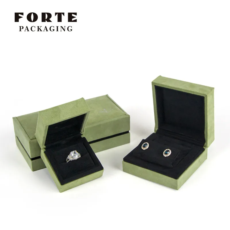 FORTE Luxury velvet green jewellery boxes packaging chain necklace box for customize