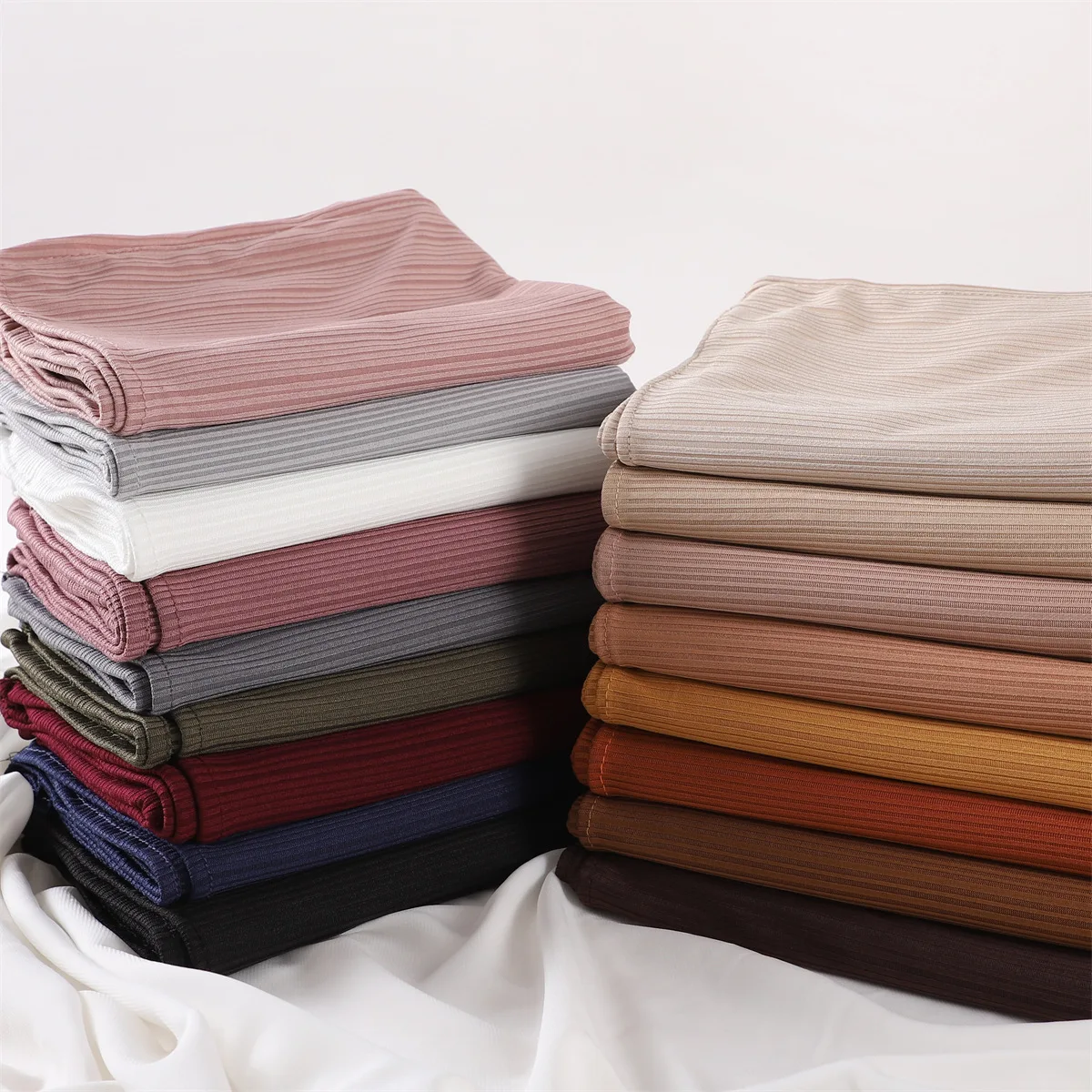 Женский эластичный однотонный шарф