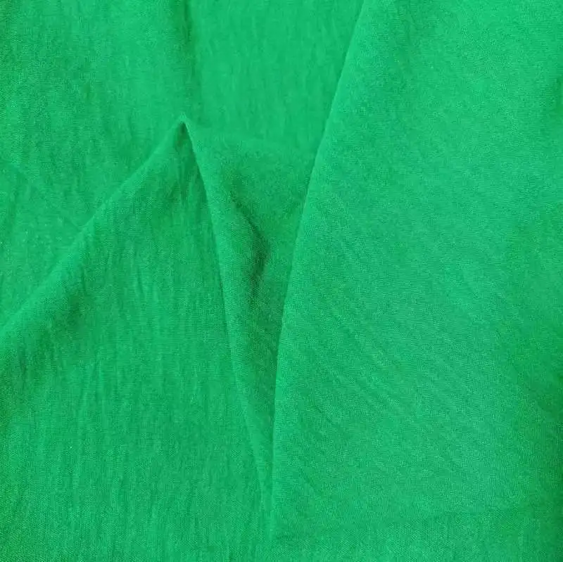 High Quality Customized 100% Polyester Plain Soild Dyed Printed Pleated Chiffon Shawl Bulk Hijab Fabric