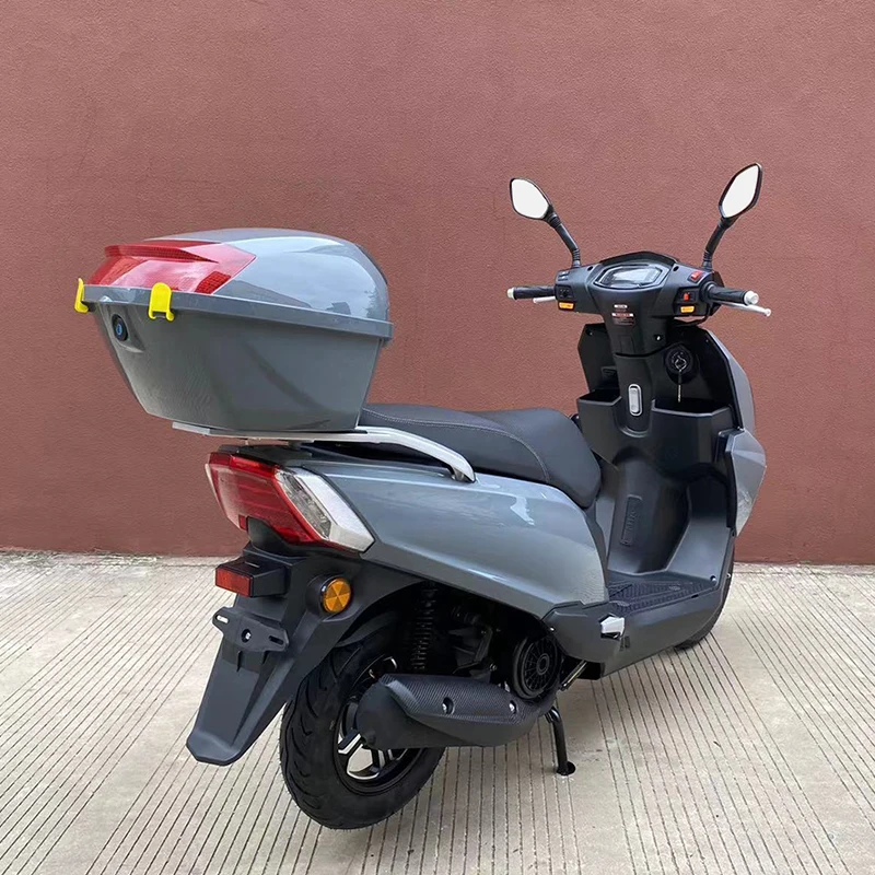 EEC certificate 125cc Model UY  Gasoline motorcycle front rear disc brake EFI system Gas moped max speed 85km/h on sale