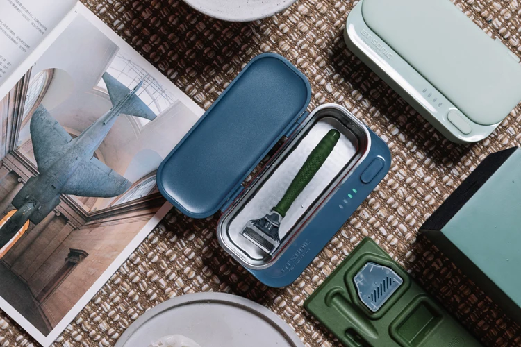 Portable Ultrasonic Glasses Cleaner,  rechargeable home use ultrasonic cleaner 46kHz Noiseless