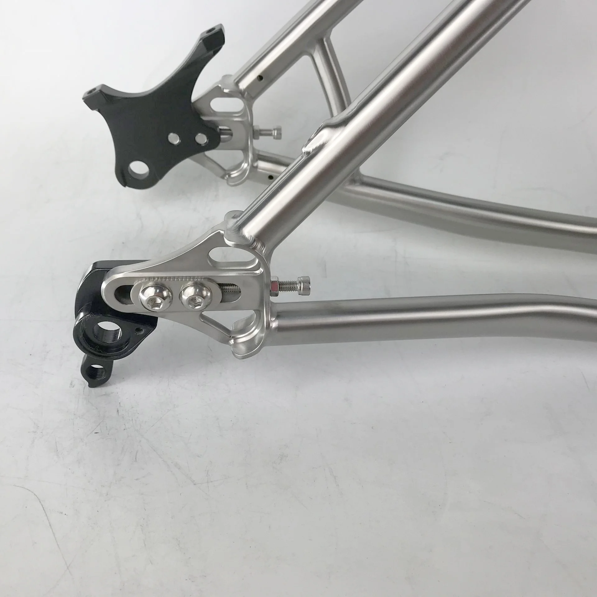 Last life-time 29 mtb bicycle frame Titanium hardtail bike frame