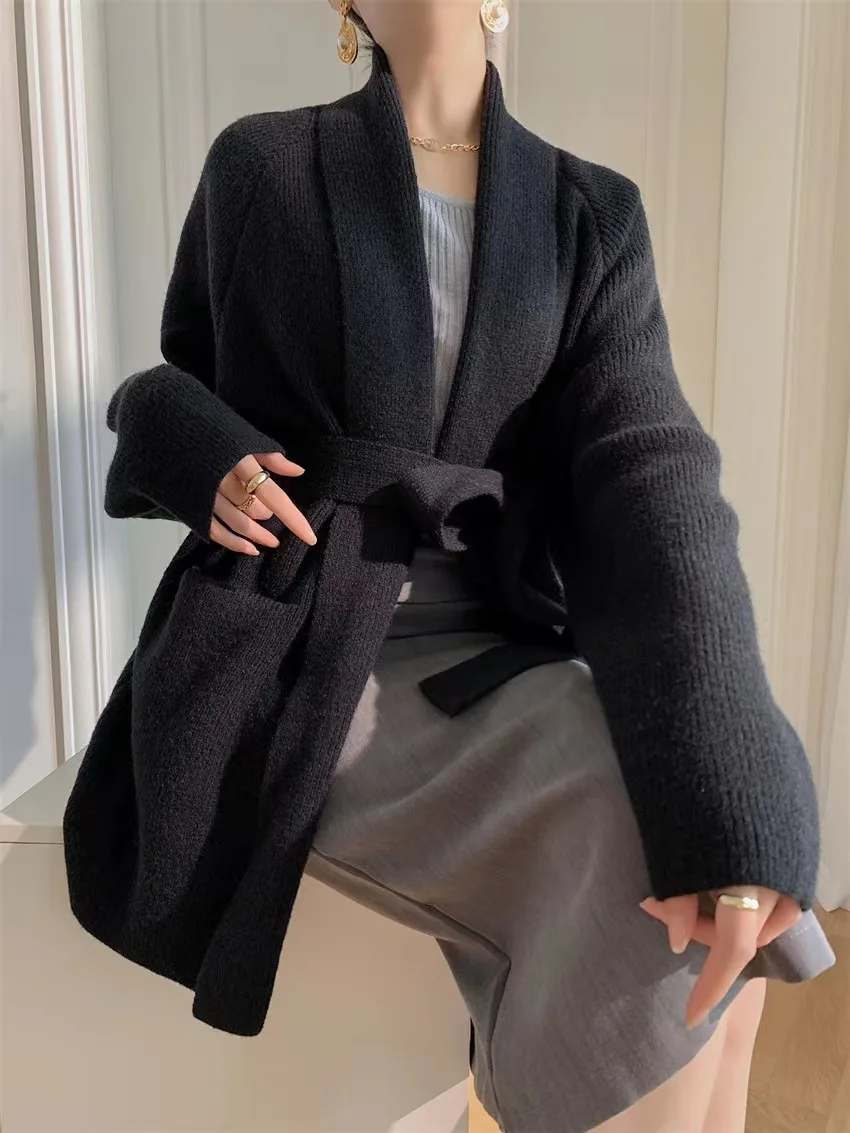 Thick bathrobe slouchy knit sweater jacket medium length alpaca cardigan with lace-up