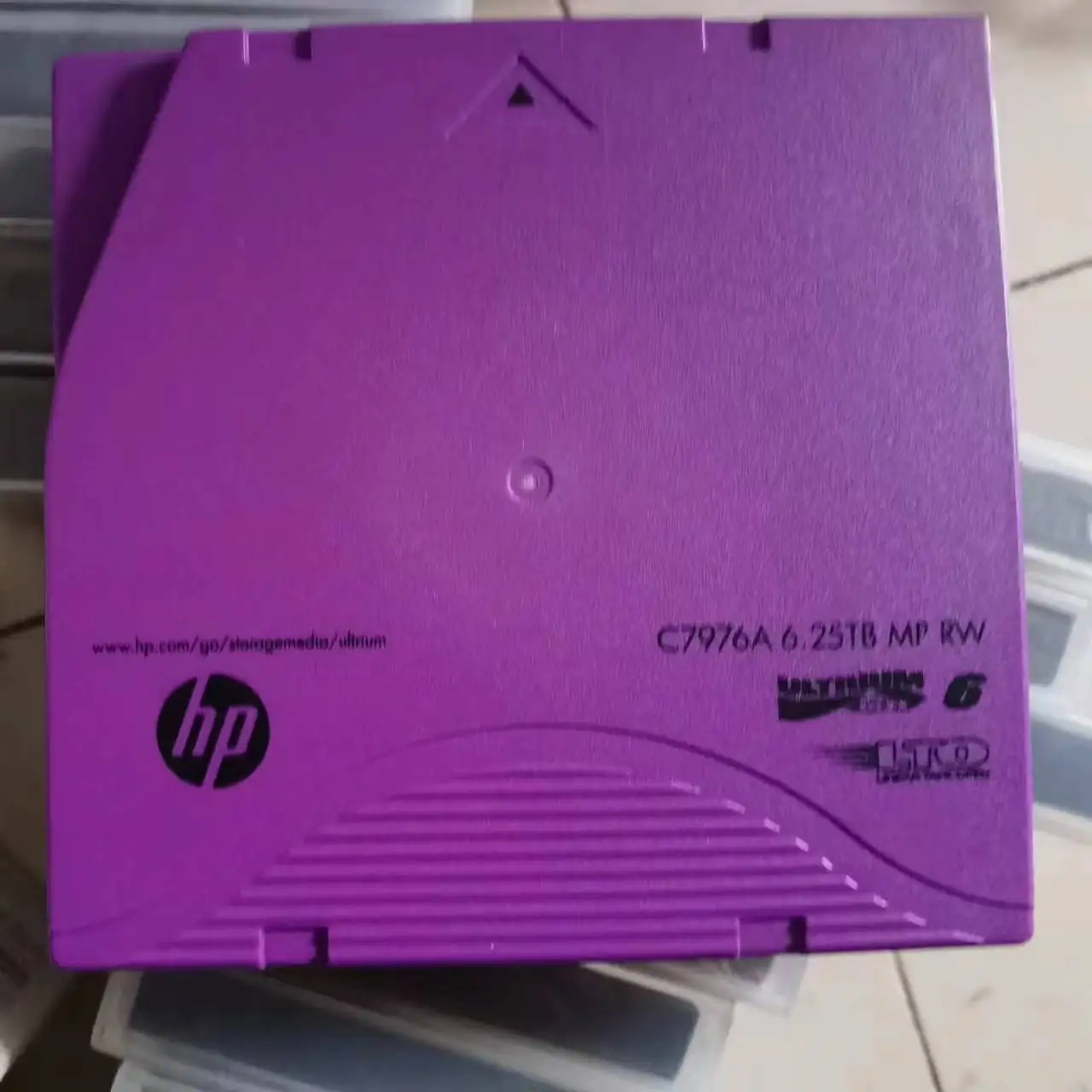 HPE LTO6 C7976A сломано и пусто. Не допускается