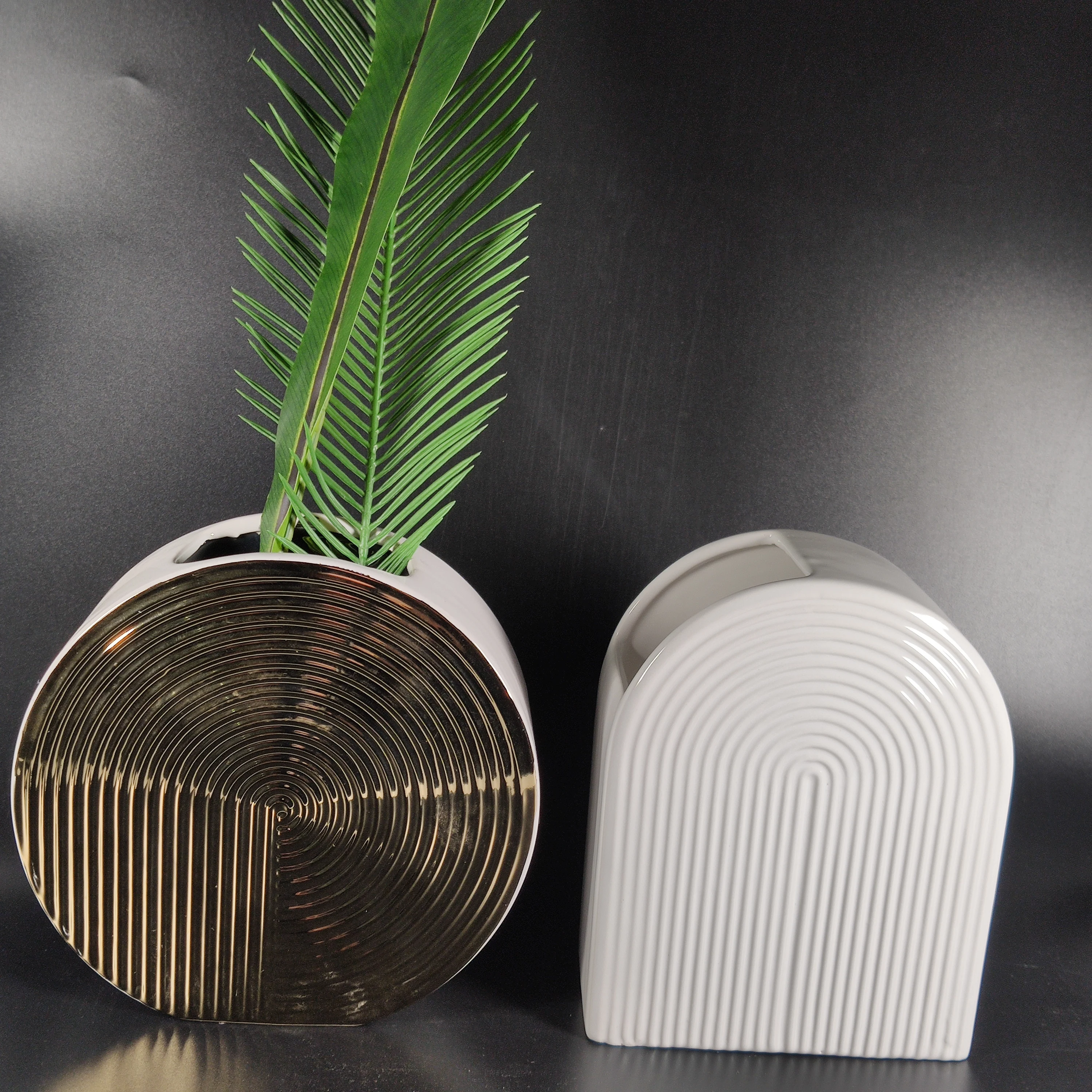 
ceramic vase with one side embossment electroplated vase home decoration vase 