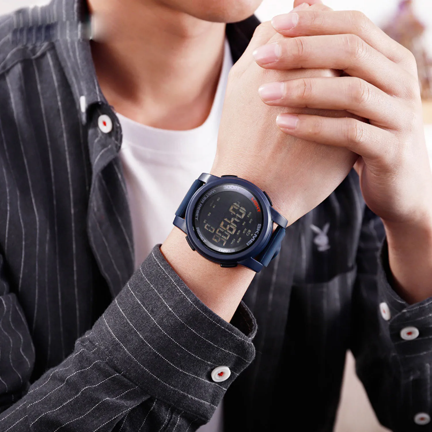 Multifunctional Sports Step Meter Suitable For Men And Women Is Waterproof And Fashionable