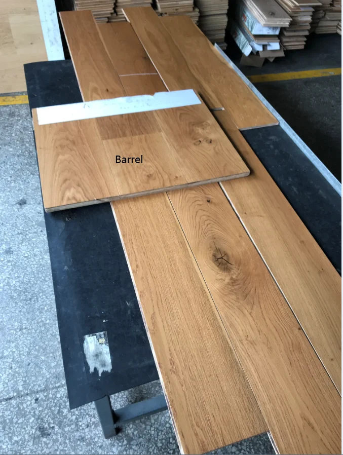 Factory Wholesale 12mm Wire Brushed European Oak Engineered Wood Flooring