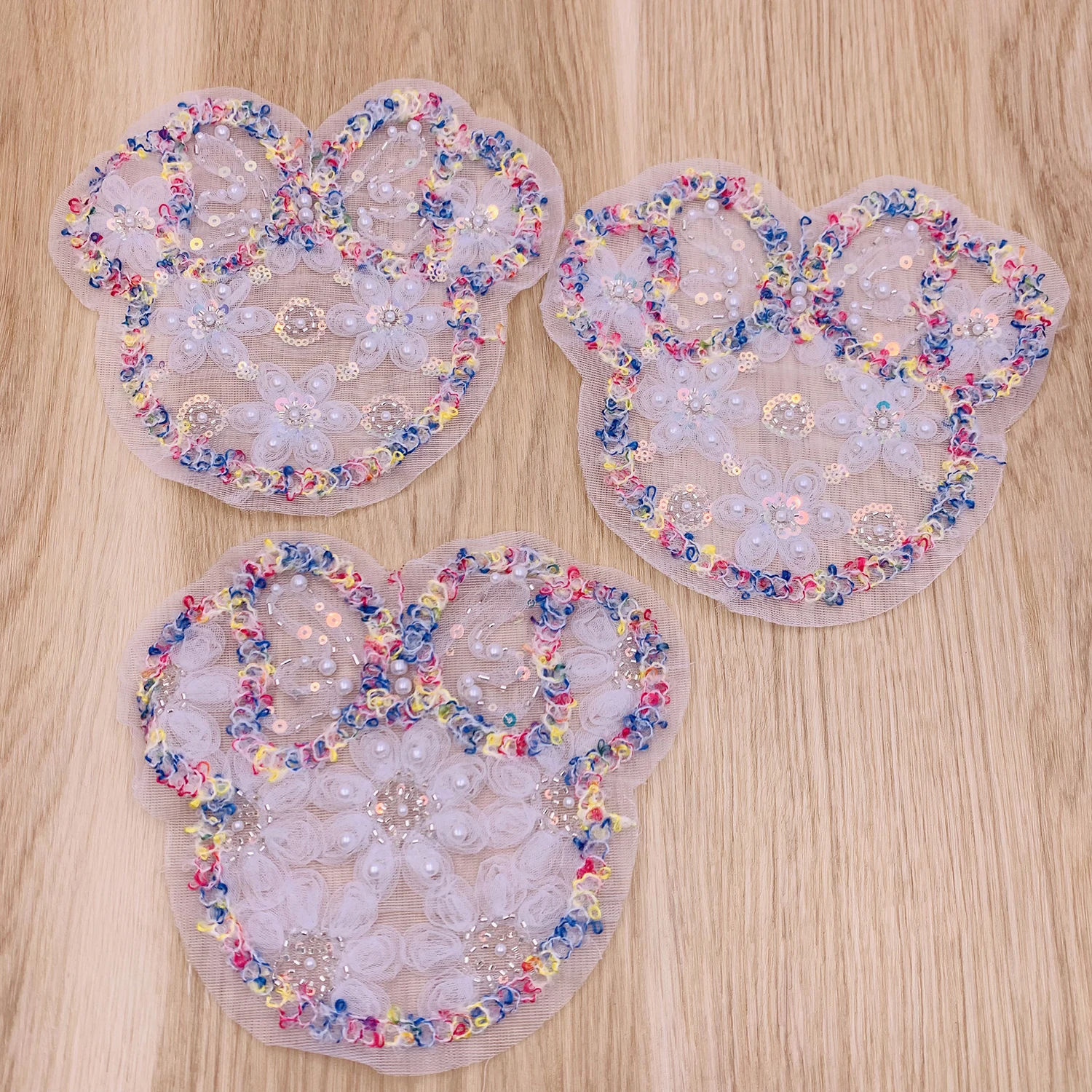 Handmade 3d Embroidered White Flower Beaded Lace Applique Shiny Mesh Sequin Embroidery Patches